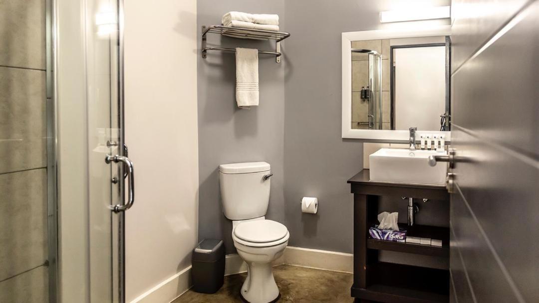 The Urban Hotel Ндола Екстериор снимка